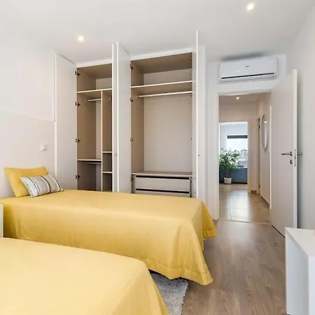 Wave Throne Heights Pool And Terrace Apartman *